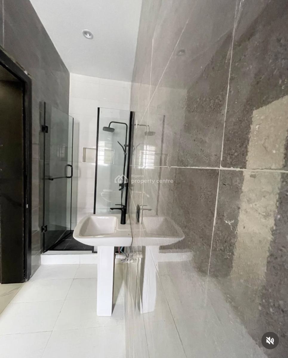 2 Bedroom Service Apartment, Phase 1, Lekki, Lagos, Flat / Apartment for Sale