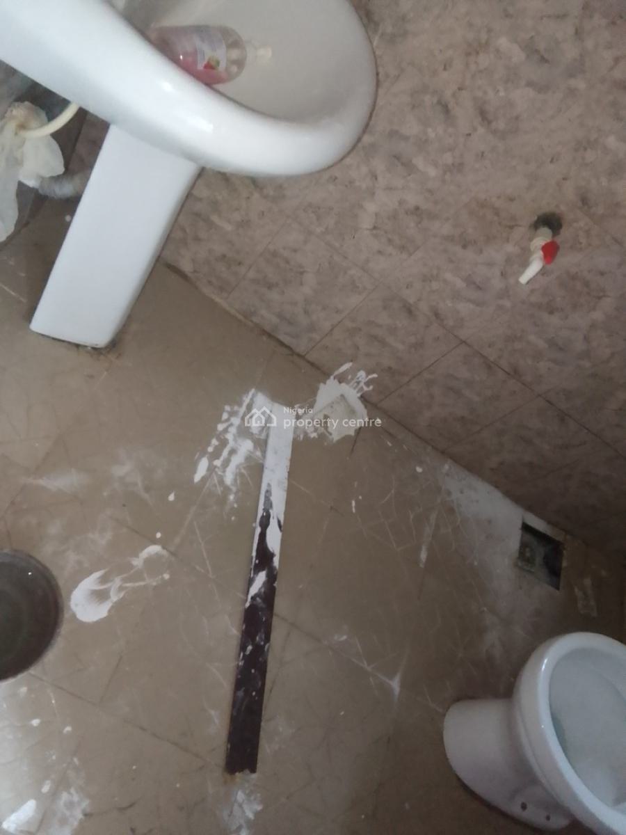 Spacious Luxury Selfcon with Excellent Features, Victory Estate Rd, Ogombo, Ajah, Lagos, Self Contain (single Rooms) for Rent