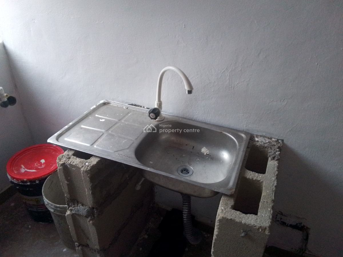 Spacious Luxury Selfcon with Excellent Features, Victory Estate Rd, Ogombo, Ajah, Lagos, Self Contain (single Rooms) for Rent