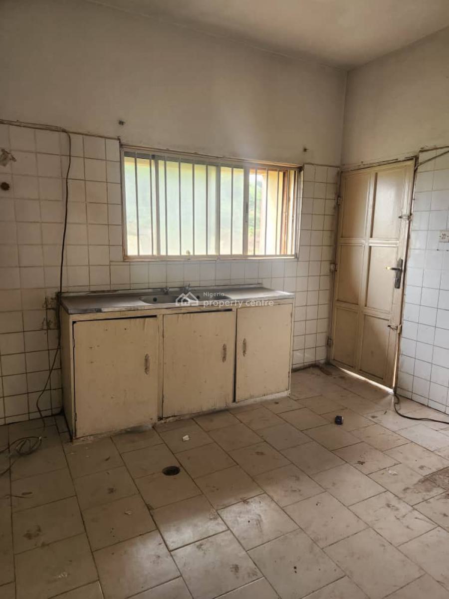 Spacious 3 Bedroom Flat, Wuye, Abuja, Flat / Apartment for Rent