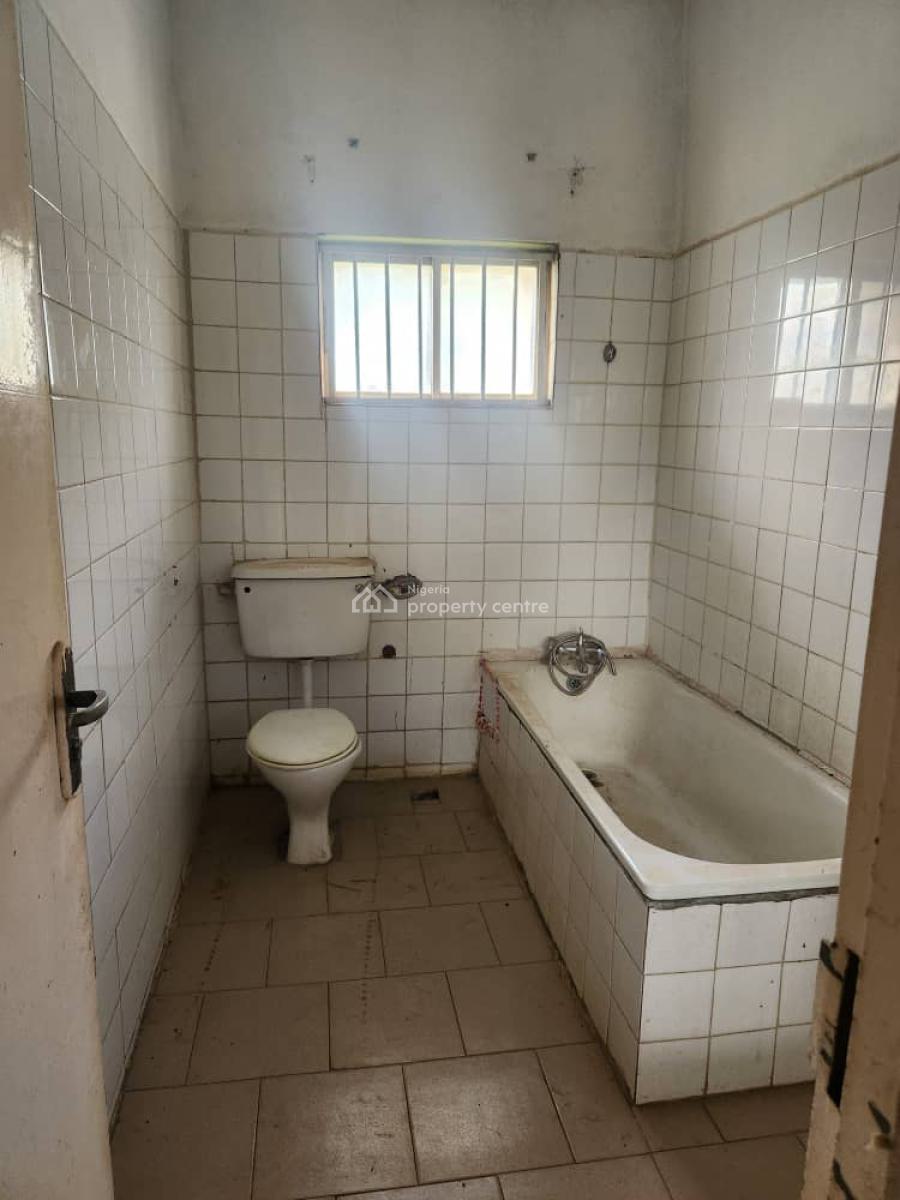 Spacious 3 Bedroom Flat, Wuye, Abuja, Flat / Apartment for Rent