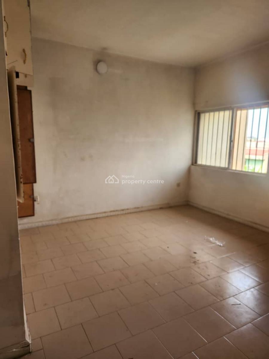 Spacious 3 Bedroom Flat, Wuye, Abuja, Flat / Apartment for Rent