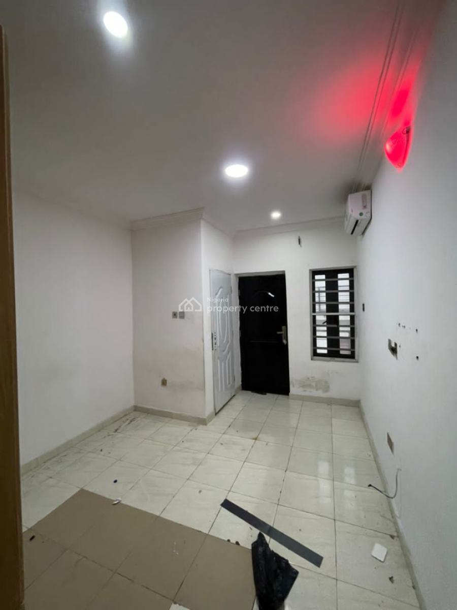 2 Bedroom Service Luxury Apartment, Lekki County Estate, Ikota, Lekki, Lagos, Flat / Apartment for Rent