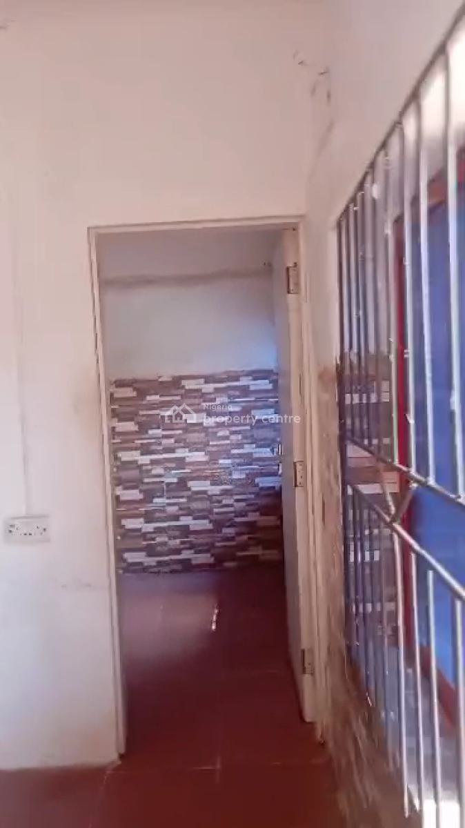 Portable and Decent Mini Flat, Oworonshoki, Shomolu, Lagos, Mini Flat (room and Parlour) for Rent