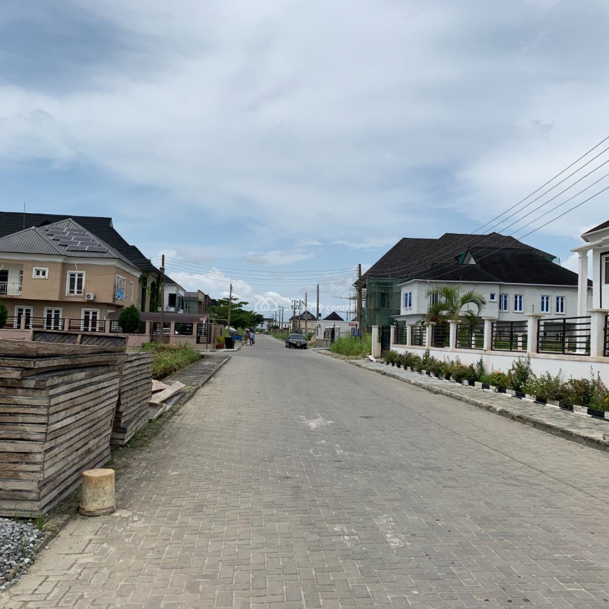 898sqm Land (title: Governors Consent ), Pearl Gardens Estate Off Monastery Road, Sangoteddo, Lekki, Lagos, Residential Land for Sale