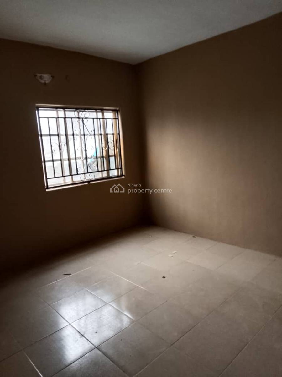 3 Bedroom Flat, Gra Phase 1, Magodo, Lagos, Flat / Apartment for Rent