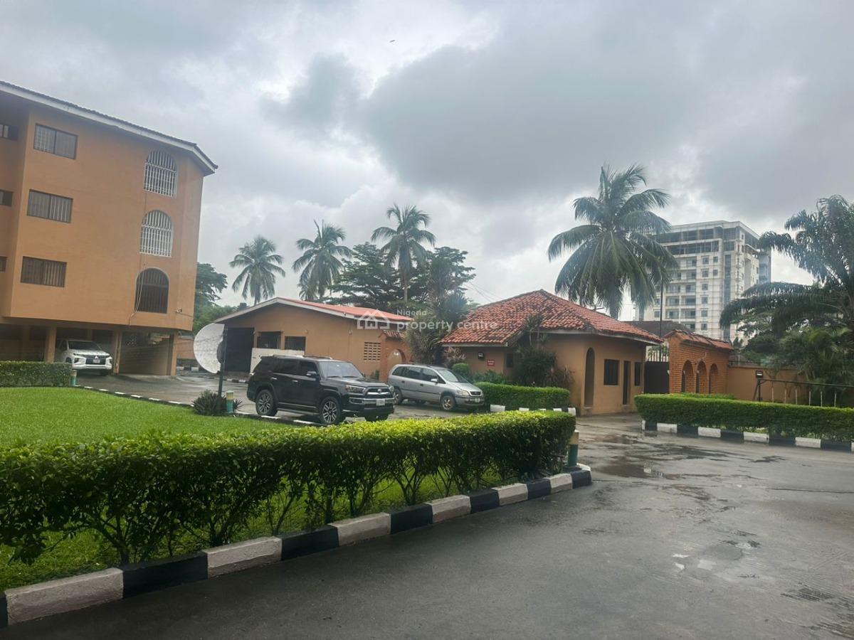 Luxury 3 Bedroom Service Apartment with Bq, Glover Road, Old Ikoyi, Ikoyi, Lagos, Flat / Apartment for Rent