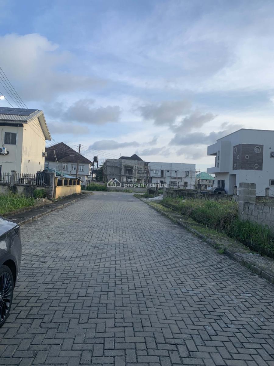 2214sqm Land ( Will Contain 6units of Duplexes )-- Governors Consent, Pearl Gardens Estate Off Monastery Road, Sangoteddo, Lekki, Lagos, Residential Land for Sale