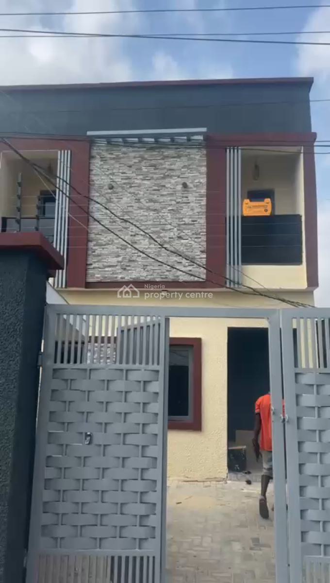 Executive Newly Built Spacious Self Contain Upflat, Off Pedro Road Close to Charlie Boy, Gbagada, Lagos, Self Contain (single Rooms) for Rent