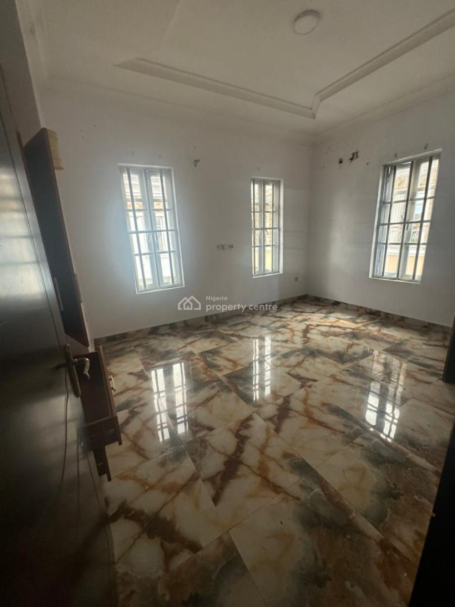 Spacious and Well Maintained 4bedroom Fully Detached Duplex with Bq, Chevron Drive Lekki Lagos, Lekki Expressway, Lekki, Lagos, Detached Duplex for Rent