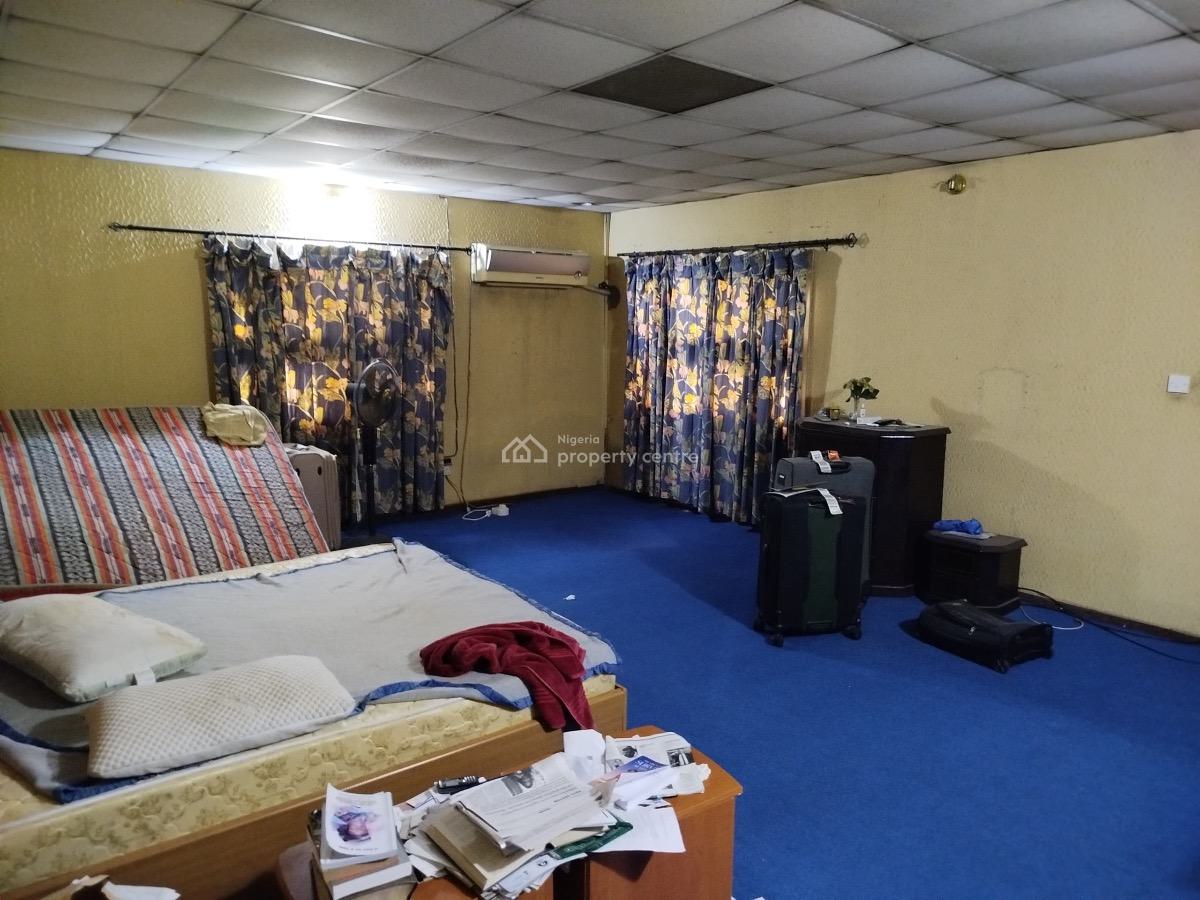 7 Bedroom Fully Detached House with 2 Bedroom Bq for Commercial Purpos, Victoria Island (vi), Lagos, Detached Duplex for Rent