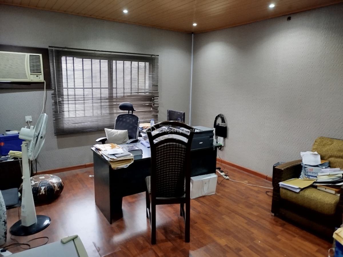 7 Bedroom Fully Detached House with 2 Bedroom Bq for Commercial Purpos, Victoria Island (vi), Lagos, Detached Duplex for Rent