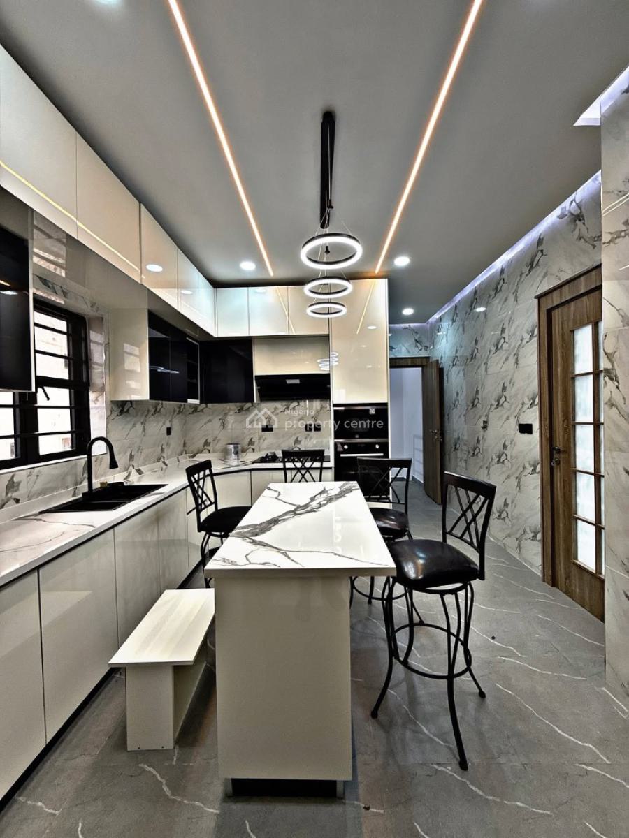 Discover This Luxurious Development of 3 Units of 6-bedroom Townhouses, Guzape District, Abuja, Detached Duplex for Sale