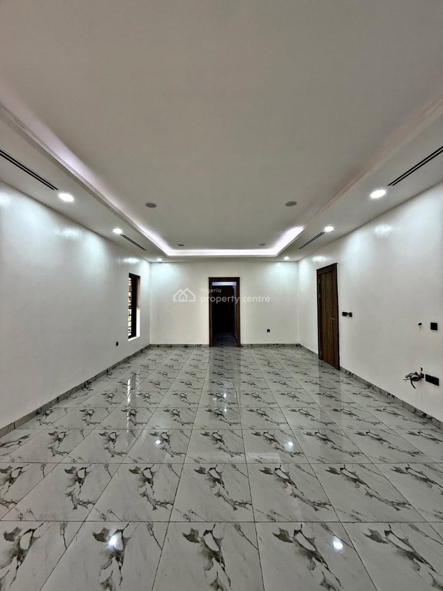 Discover This Luxurious Development of 3 Units of 6-bedroom Townhouses, Guzape District, Abuja, Detached Duplex for Sale