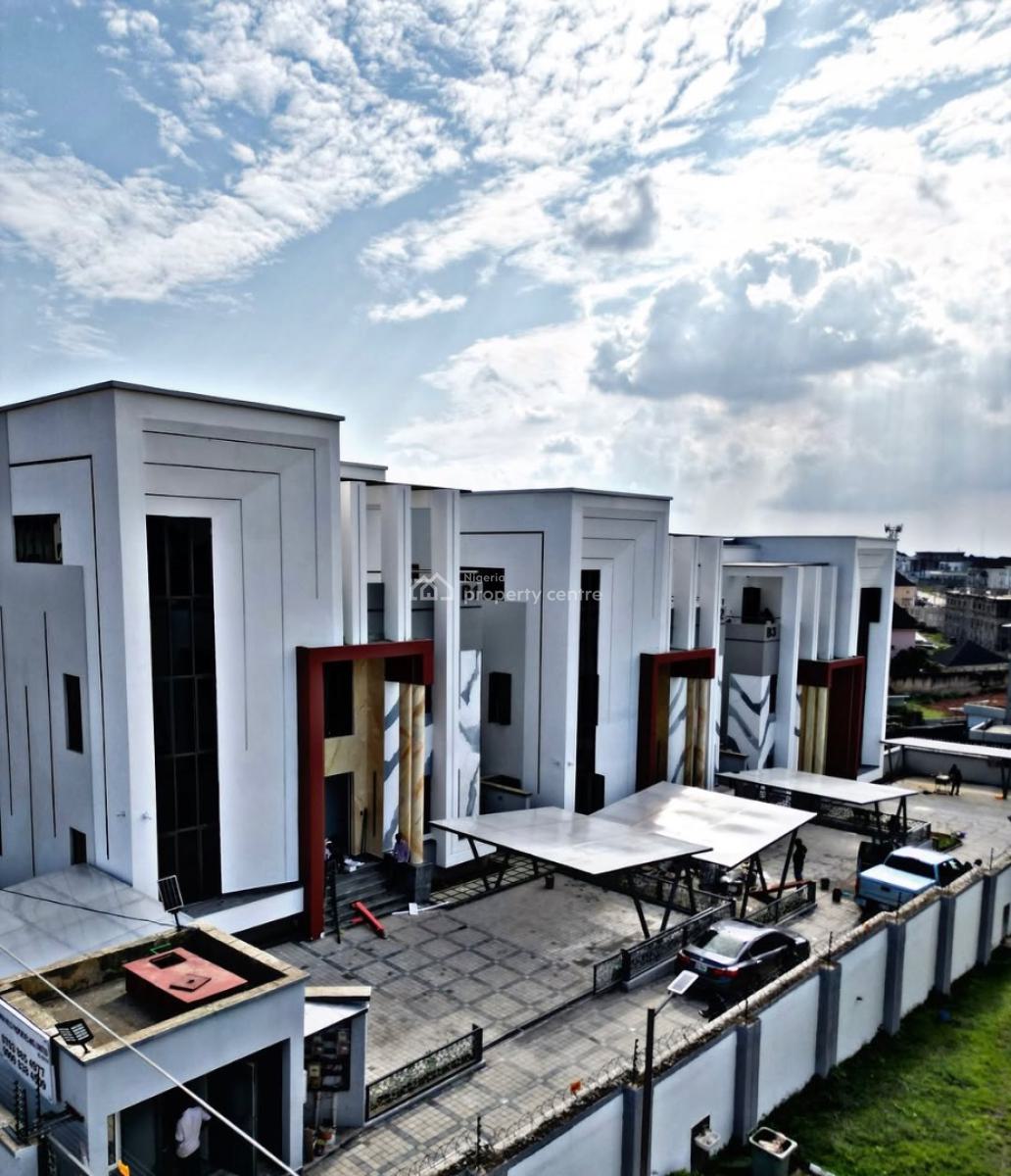 Discover This Luxurious Development of 3 Units of 6-bedroom Townhouses, Guzape District, Abuja, Detached Duplex for Sale