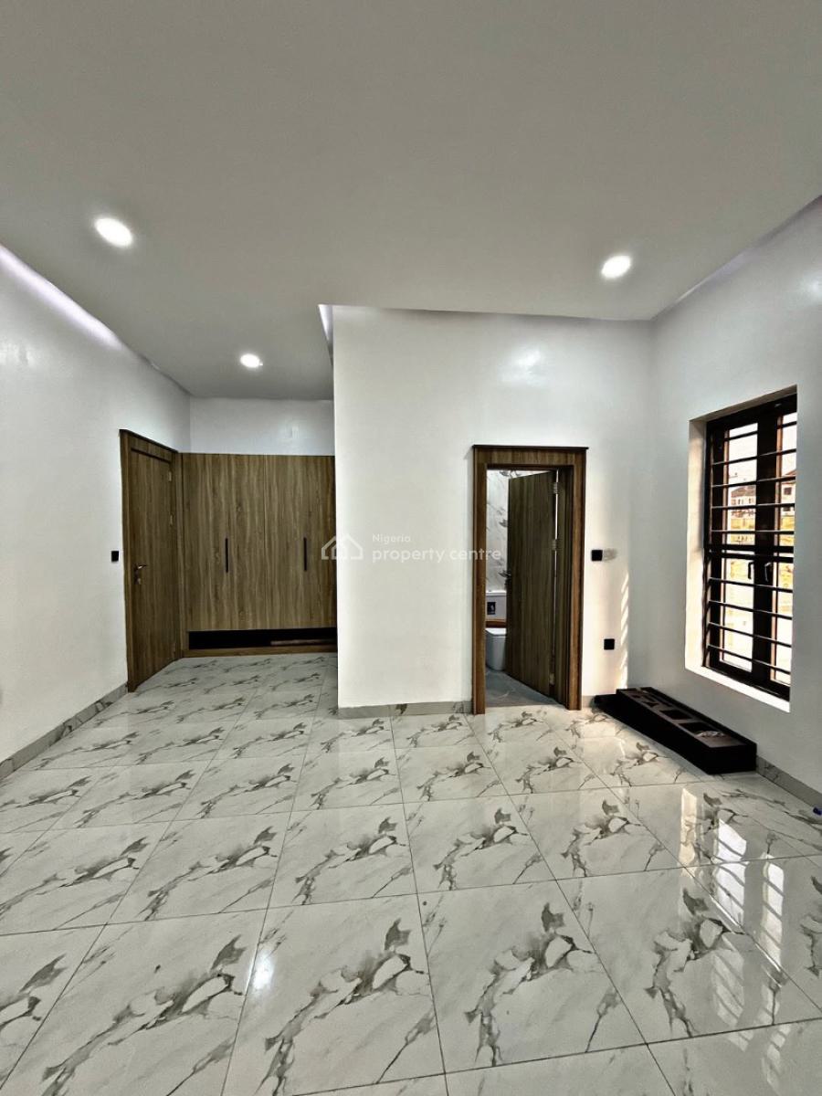 Discover This Luxurious Development of 3 Units of 6-bedroom Townhouses, Guzape District, Abuja, Detached Duplex for Sale