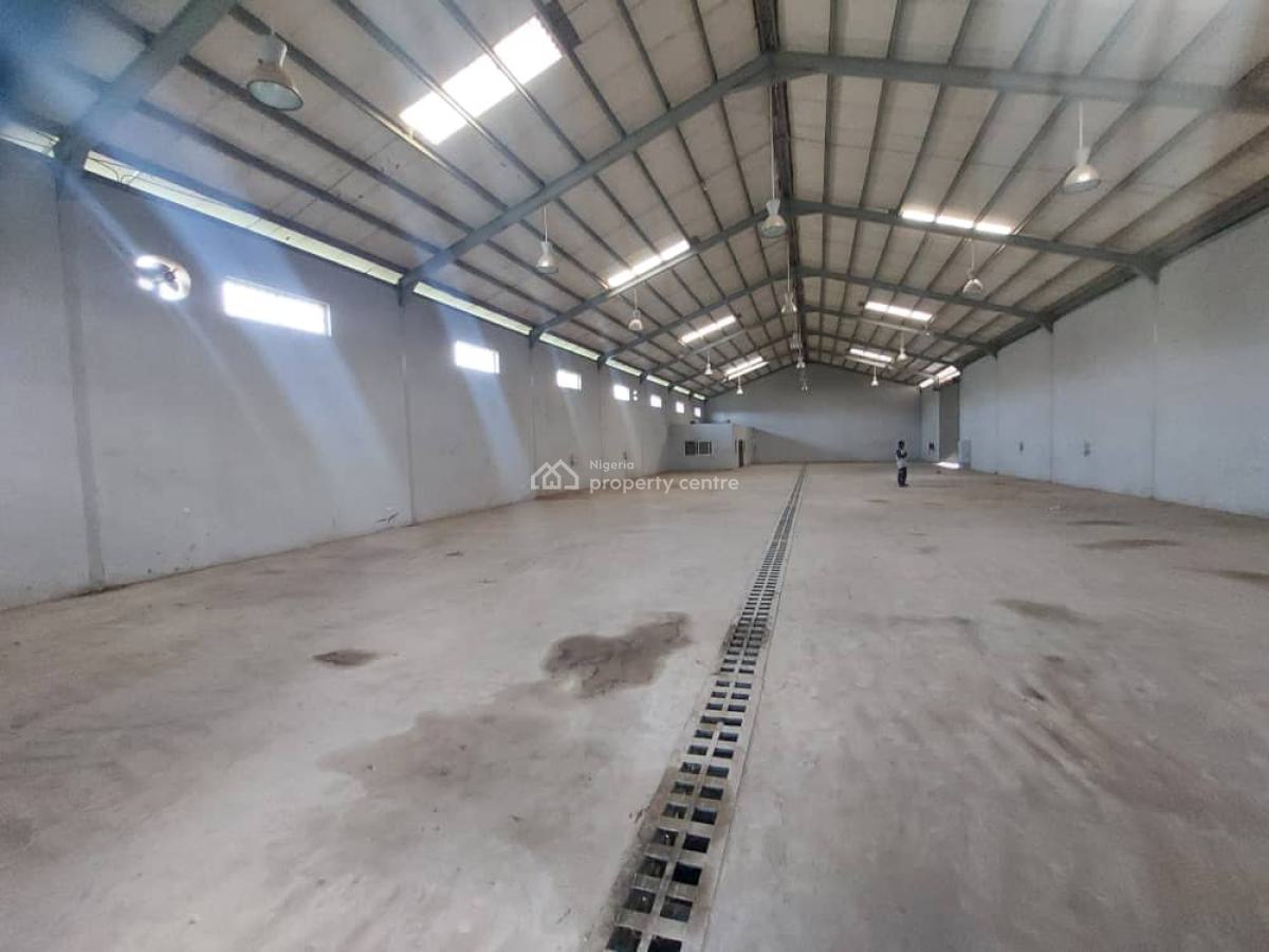 880sqms and 980sqms Purpose Built Warehouse in a Nice Location, Phase 1, Idu Industrial, Abuja, Warehouse for Rent