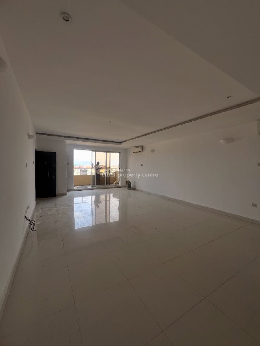 Lovely 3 Bedroom Apartment with Swimming Pool, Lekki Phase 1, Lekki, Lagos, House for Rent