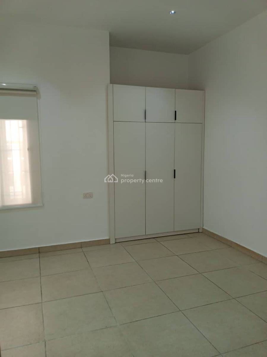 Luxury Standard Ensuit 2 Bedroom Spacious Apartment Upstairs and Ground Floor, Lekki Phase 1, Lekki, Lagos, Flat / Apartment for Rent