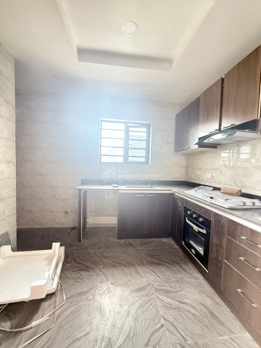 3-bedroom Apartment, Osapa, Lekki, Lagos, Flat / Apartment for Rent