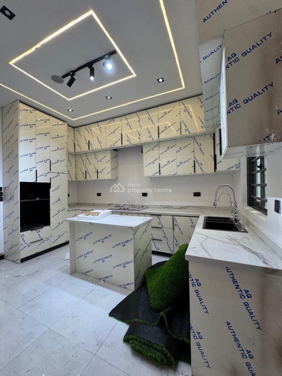 Lovely 5 Bedroom  Duplex, Ologolo, Lekki, Lagos, Detached Duplex for Sale