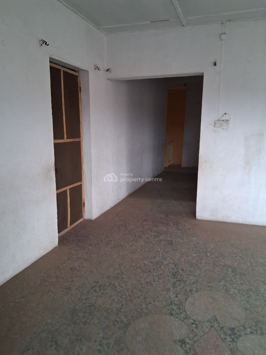 2 Bedroom Flat, Kareem Laka, Egbeda, Alimosho, Lagos, Flat / Apartment for Rent