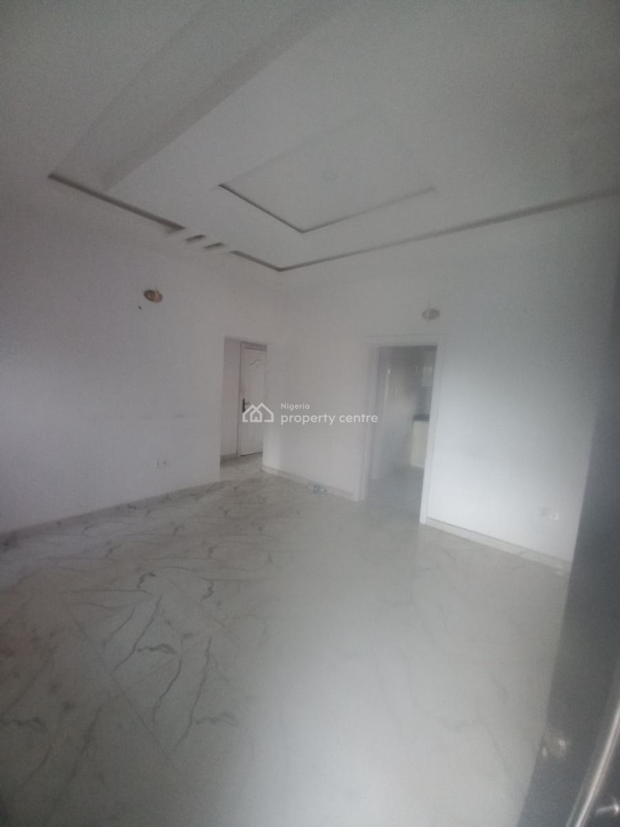 Spacious 2 Bedroom Apartment Upstairs, By Gionee, Lakowe, Ibeju Lekki, Lagos, Flat / Apartment for Rent