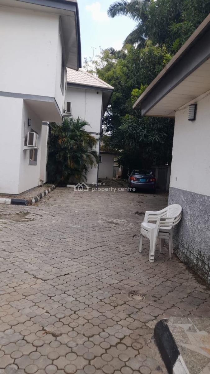 6 Bedrooms Mansion, Off Mississippi Street, Maitama District, Abuja, Detached Duplex for Rent