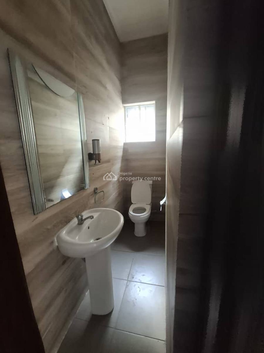 a Contemporary 3bedroom Terraced Duplex with Bq, Lekki Phase 1, Lekki, Lagos, Terraced Duplex for Rent
