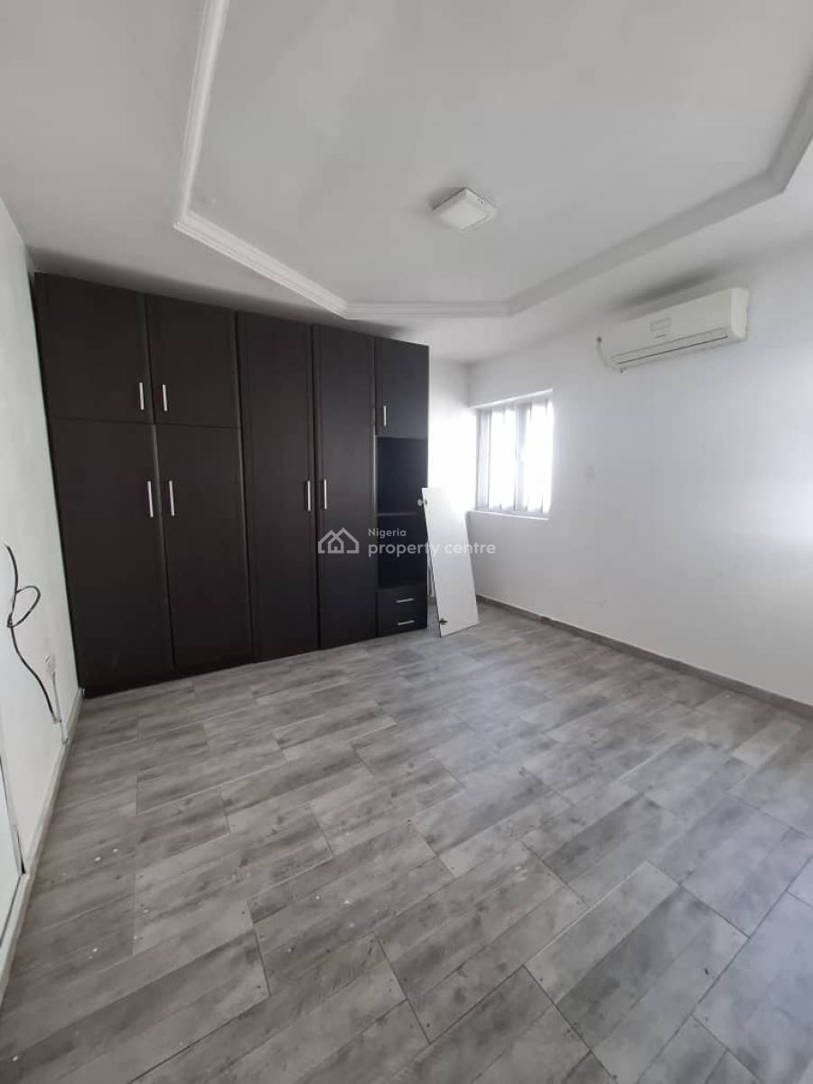 a Contemporary 3bedroom Terraced Duplex with Bq, Lekki Phase 1, Lekki, Lagos, Terraced Duplex for Rent