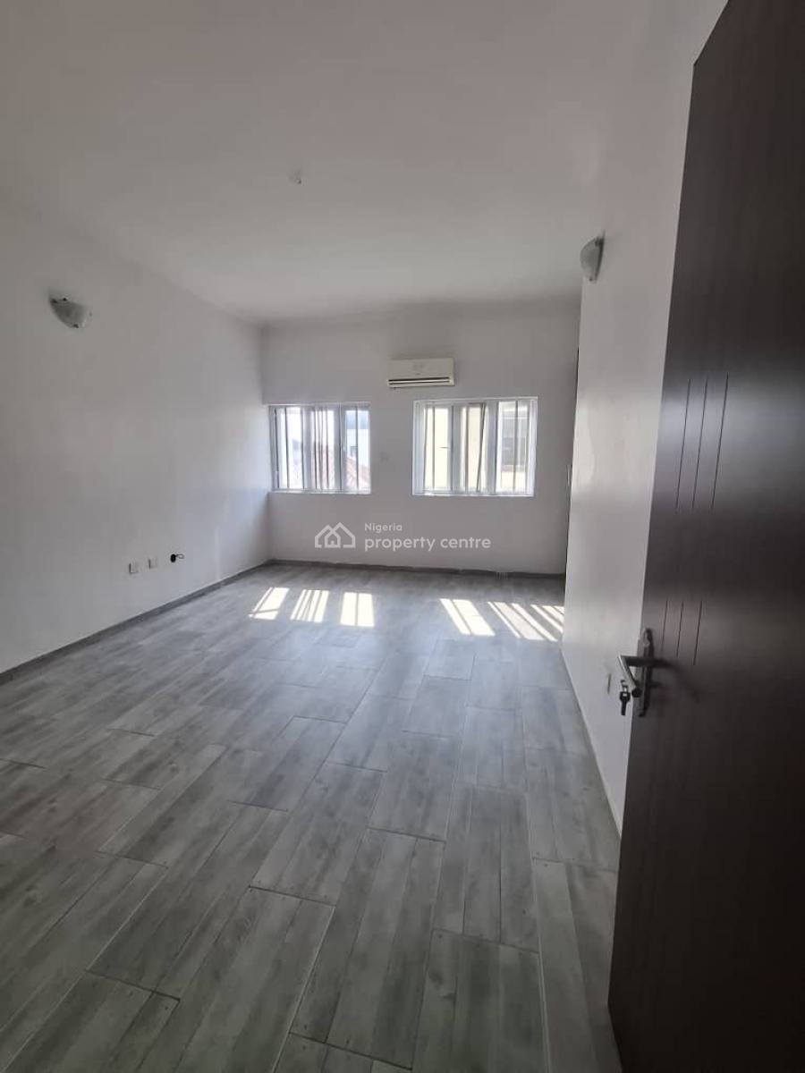 a Contemporary 3bedroom Terraced Duplex with Bq, Lekki Phase 1, Lekki, Lagos, Terraced Duplex for Rent
