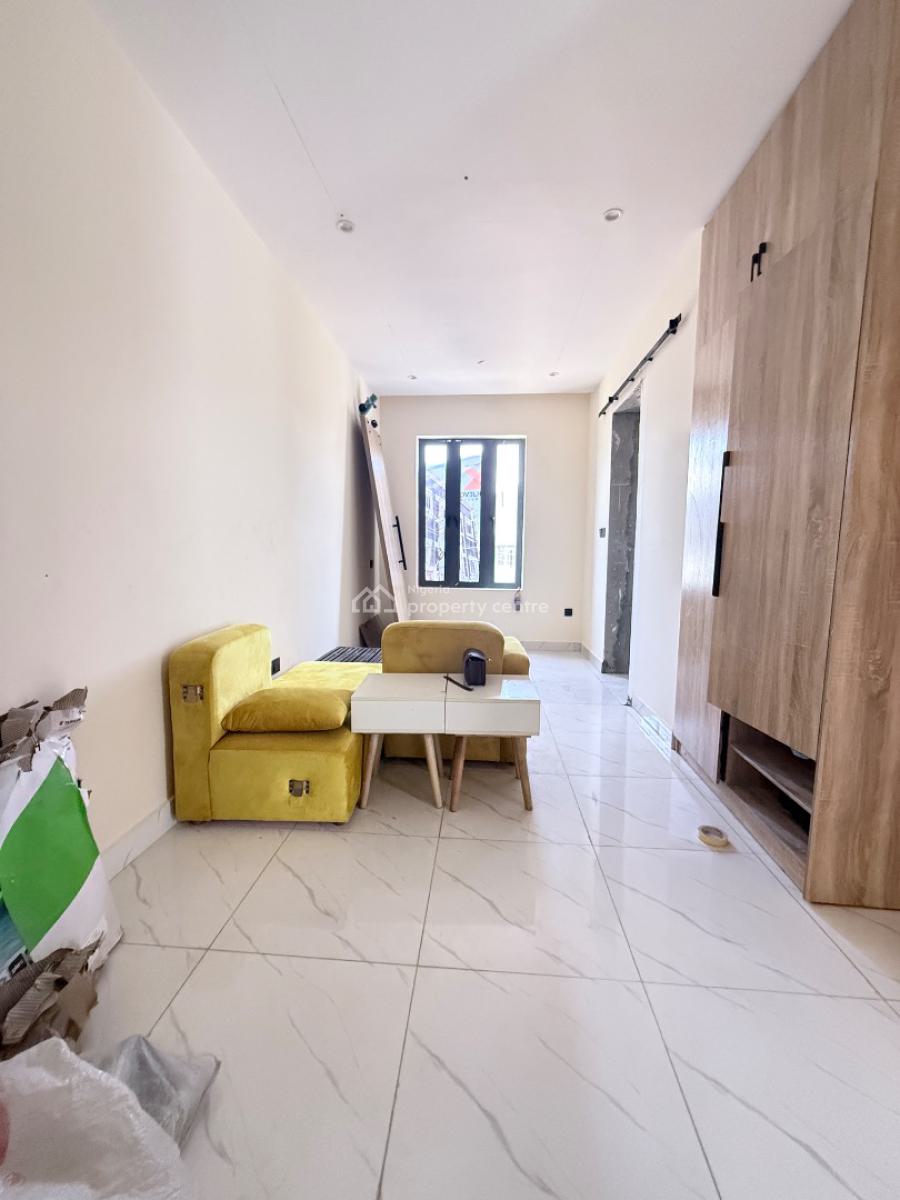 Luxurious 2 Bedroom Apartments with Elevator & Pool, Ikate Elegushi, Lekki, Lagos, Flat / Apartment for Sale