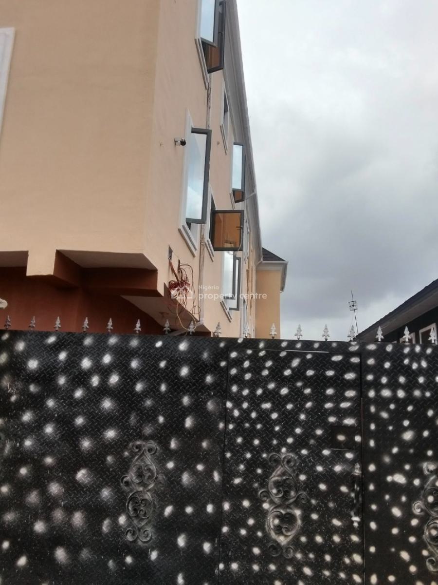 a Newly Built Mini Flat, Gated and Carpark, Olorunshogo, Shomolu, Lagos, Mini Flat (room and Parlour) for Rent