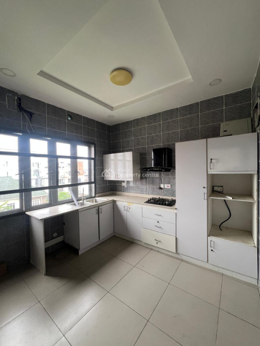 2-bedroom Apartment on 3rd Floor, Lekki Right Ikate, Lekki, Lagos, Flat / Apartment for Rent