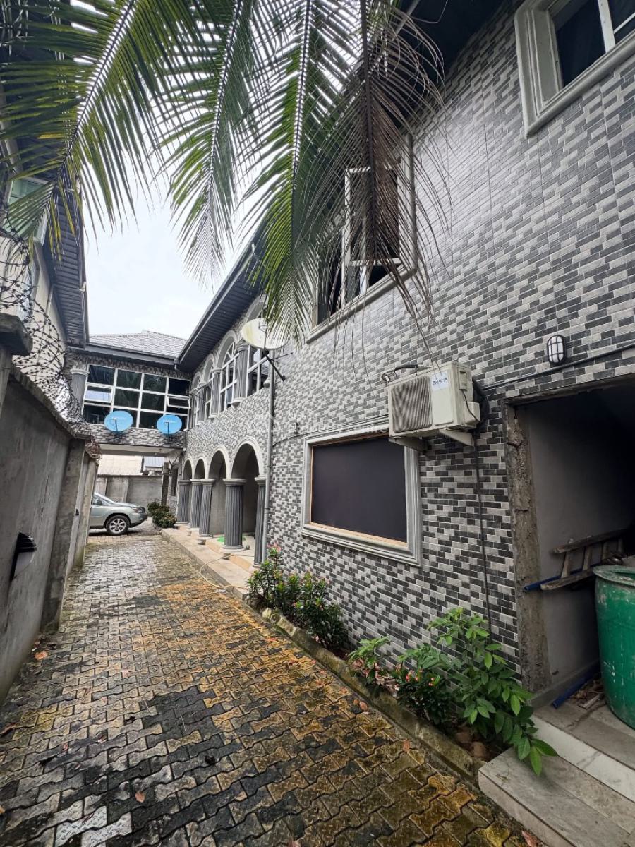 Well Located Two Units of 3 Bedroom Flat and a Two Units of 2 Bedroom, Gateway Road, Off Ada George, Port Harcourt, Rivers, Block of Flats for Sale