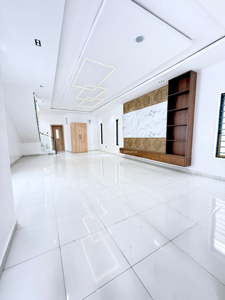 Stunning 5 Bedroom Fully Detached Duplex with Pool & Bq, Ikota, Lekki, Lagos, Detached Duplex for Sale