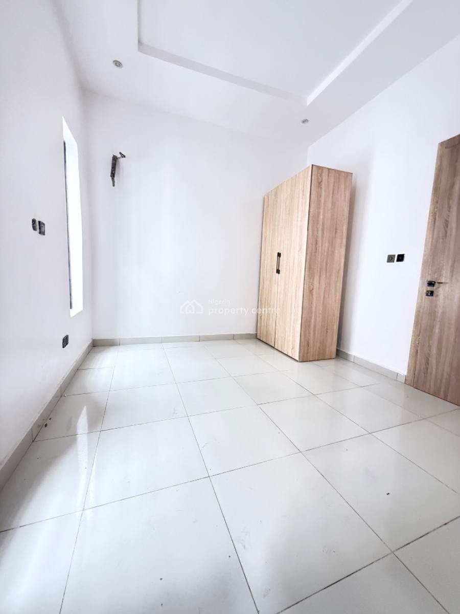 Stunning 5 Bedroom Fully Detached Duplex with Pool & Bq, Ikota, Lekki, Lagos, Detached Duplex for Sale