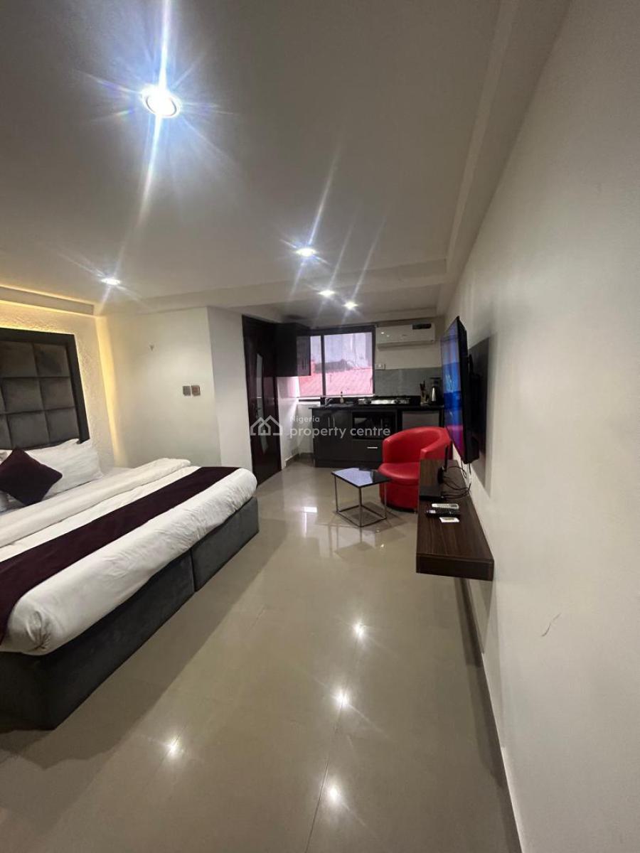 Promo:fully Serviced & Furnished Studio Apartment, (off Sinari Darinjo), Victoria Island (vi), Lagos, Flat / Apartment for Rent