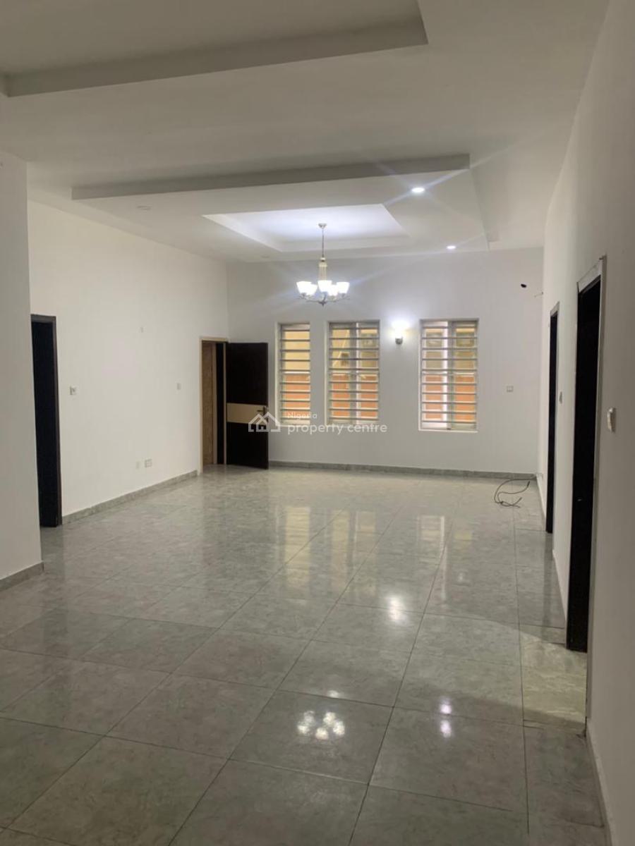 Spacious 4 Bedroom with Bq, Ikota, Lekki, Lagos, House for Rent
