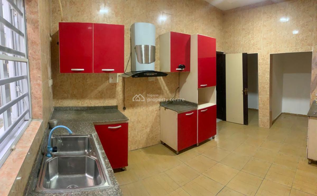 Spacious 4 Bedroom with Bq, Ikota, Lekki, Lagos, House for Rent