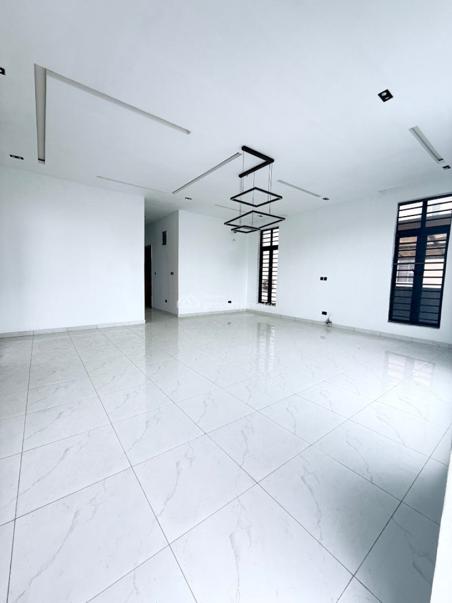 Elegant 5 Bedroom Fully Detached Duplex with Bq, Ikota, Lekki, Lagos, Detached Duplex for Sale