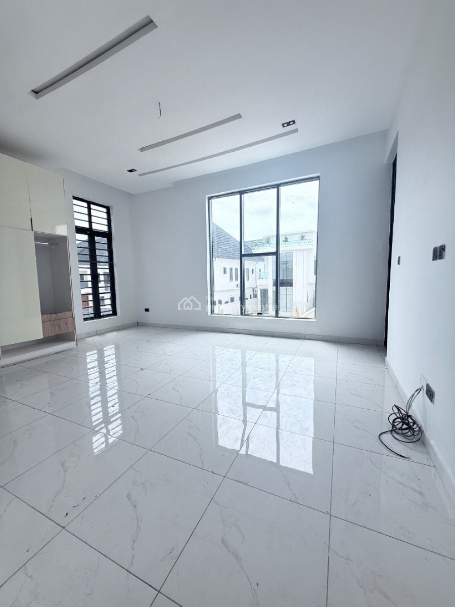 Elegant 5 Bedroom Fully Detached Duplex with Bq, Ikota, Lekki, Lagos, Detached Duplex for Sale