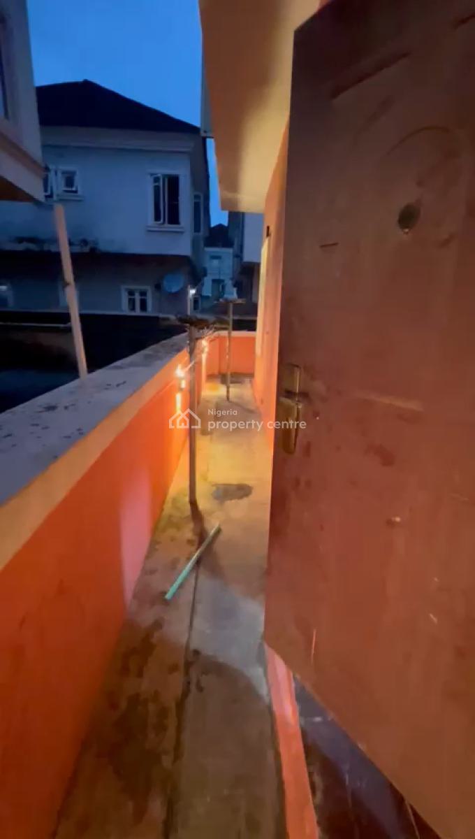 a Room Bq Downstairs in a Shared Apartment, Bera Estate, Chevron, Lekki, Lagos, Flat / Apartment for Rent