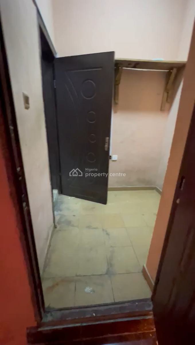 a Room Bq Downstairs in a Shared Apartment, Bera Estate, Chevron, Lekki, Lagos, Flat / Apartment for Rent