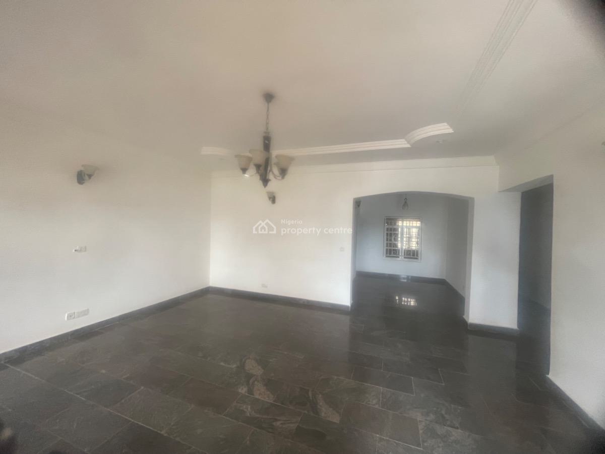 Clean and Spacious 3 Bedrooms Flap with Bq, Abuja, Wuye, Abuja, Block of Flats for Sale