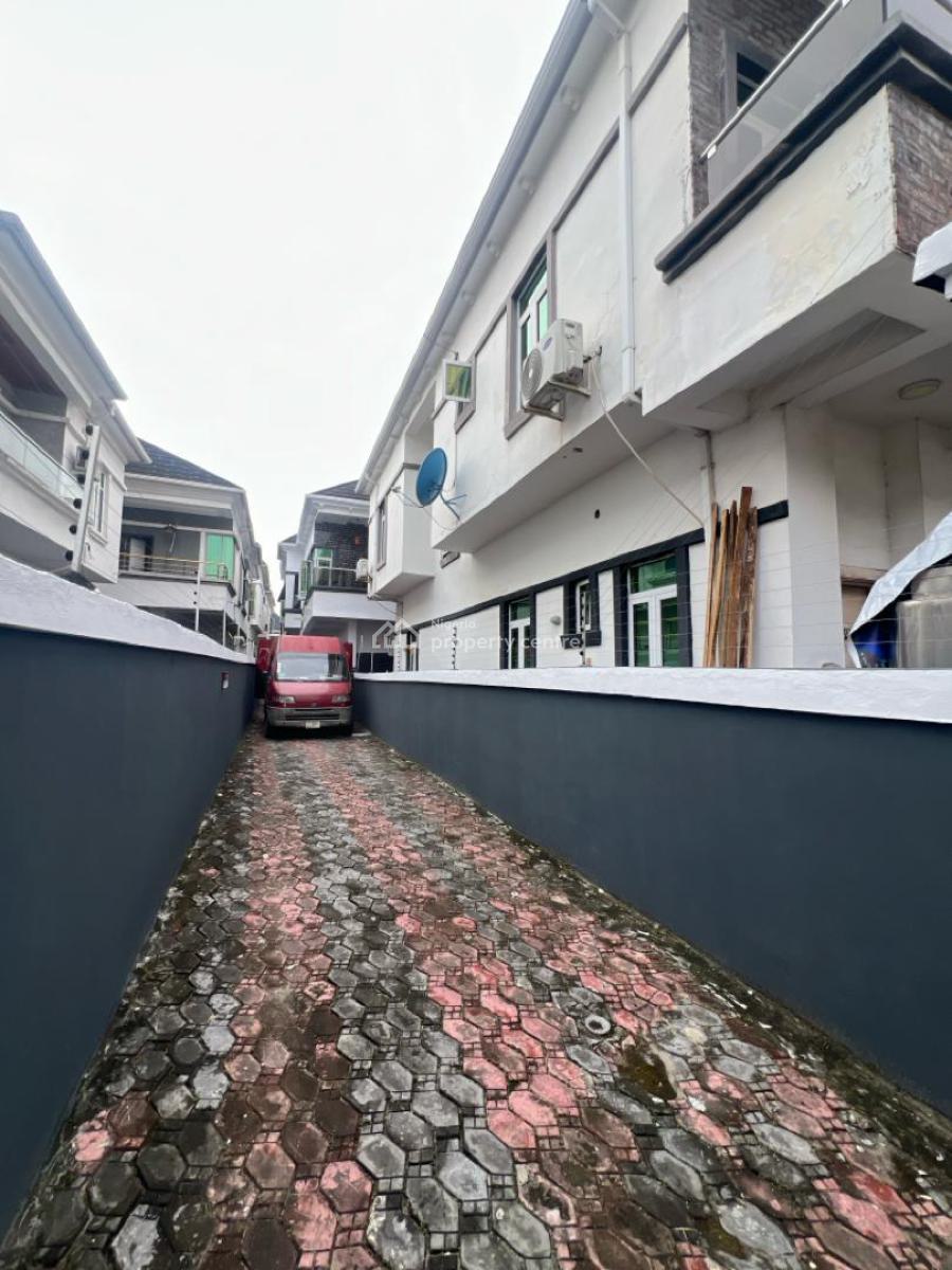 Ikotas Best Kept Secret: 4-bedroom Semi-detached Duplex, Ikota, Lekki, Lagos, Semi-detached Duplex for Rent
