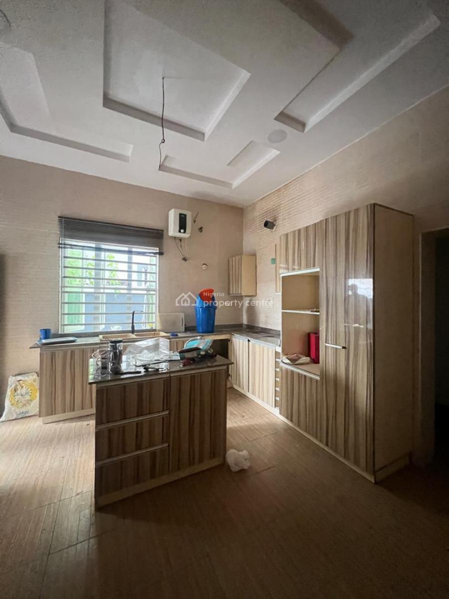 Ikotas Best Kept Secret: 4-bedroom Semi-detached Duplex, Ikota, Lekki, Lagos, Semi-detached Duplex for Rent