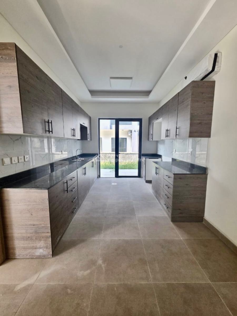 Bra   Brand New Exquisite Detached Duplex in a Beach Front Estate, Maiyegun Beach Estate, Jankande, Lekki, Lagos, Semi-detached Duplex for Sale