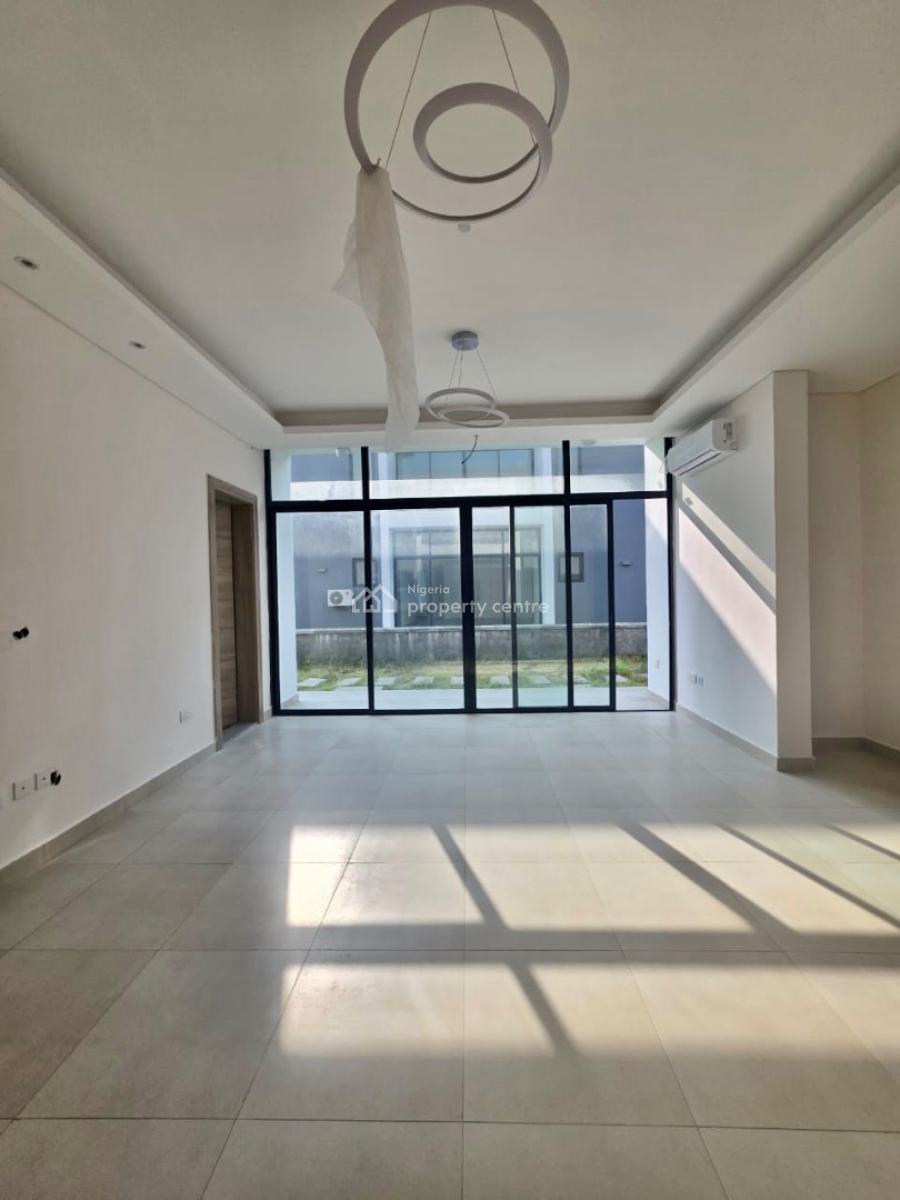 Bra   Brand New Exquisite Detached Duplex in a Beach Front Estate, Maiyegun Beach Estate, Jankande, Lekki, Lagos, Semi-detached Duplex for Sale