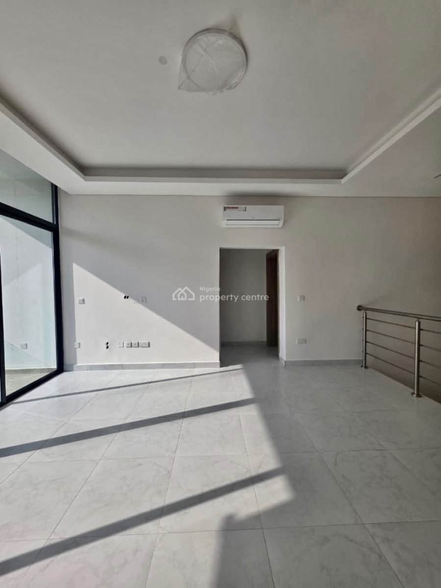 Bra   Brand New Exquisite Detached Duplex in a Beach Front Estate, Maiyegun Beach Estate, Jankande, Lekki, Lagos, Semi-detached Duplex for Sale
